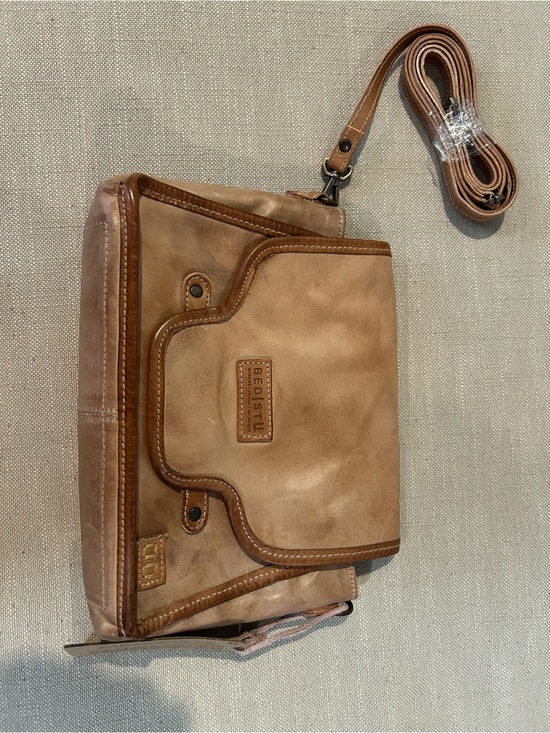 BED|STU Handbags - BED|STU Ceremonious Tan Leather Bag with Contrast Trim
